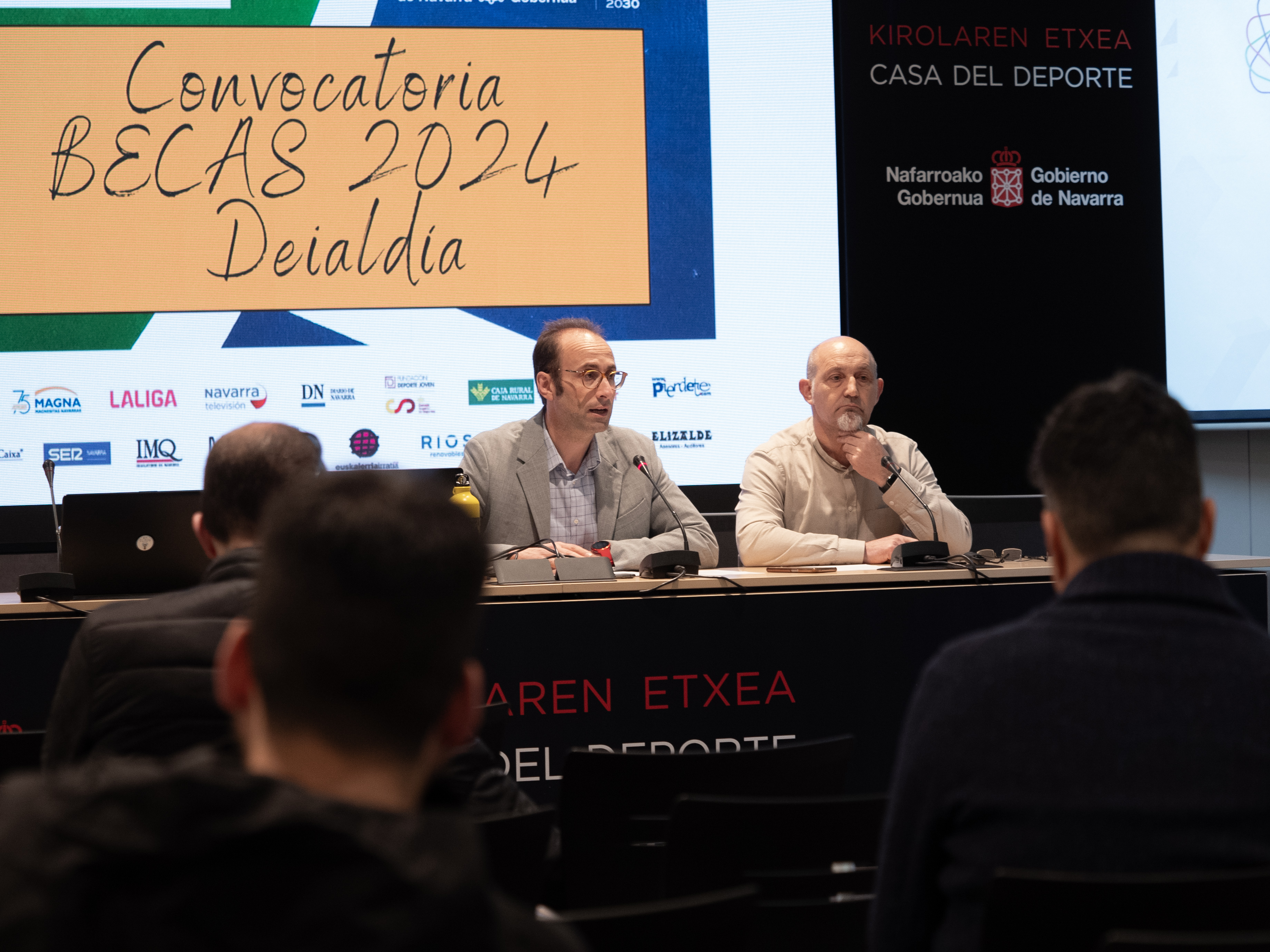 &iexcl;ABIERTO EL PLAZO DE SOLICITUD DE BECAS POR RESULTADOS!